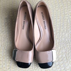 Audrey Brooke lady’s Shoes